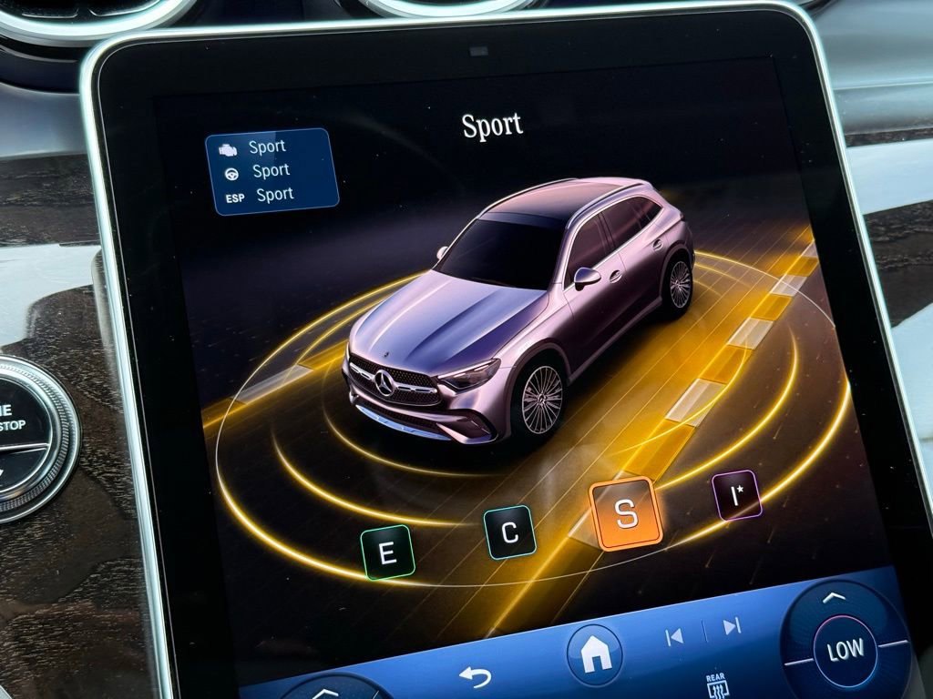 Certified 2026 Mercedes-Benz GLC 300 image 6