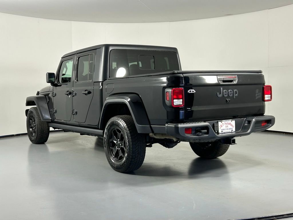 Used 2022 Jeep Gladiator Willys AWD/4WD image 5
