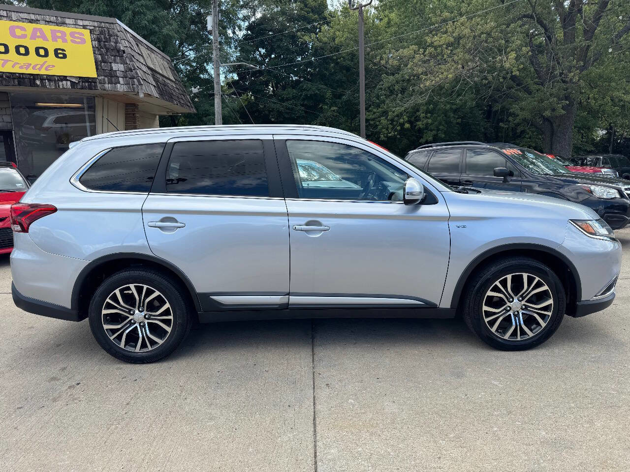 Used 2016 Mitsubishi Outlander GT image 8