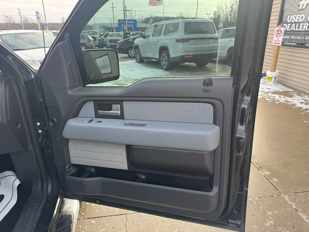 Used 2013 Ford F150 XLT w/ Luxury Equipment Group image 15
