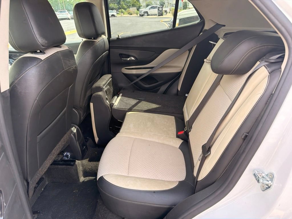 Used 2021 Buick Encore Preferred w/ Safety Package AWD/4WD image 15