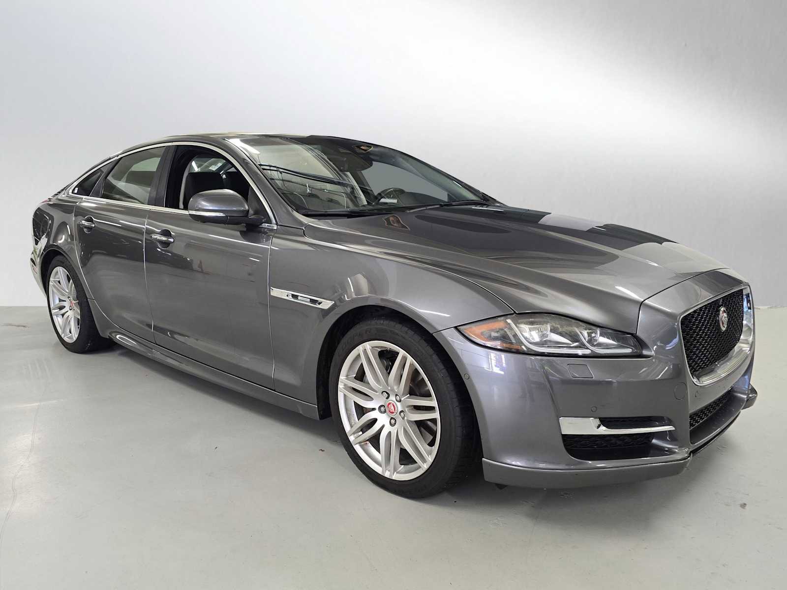Used 2019 Jaguar XJ R-Sport