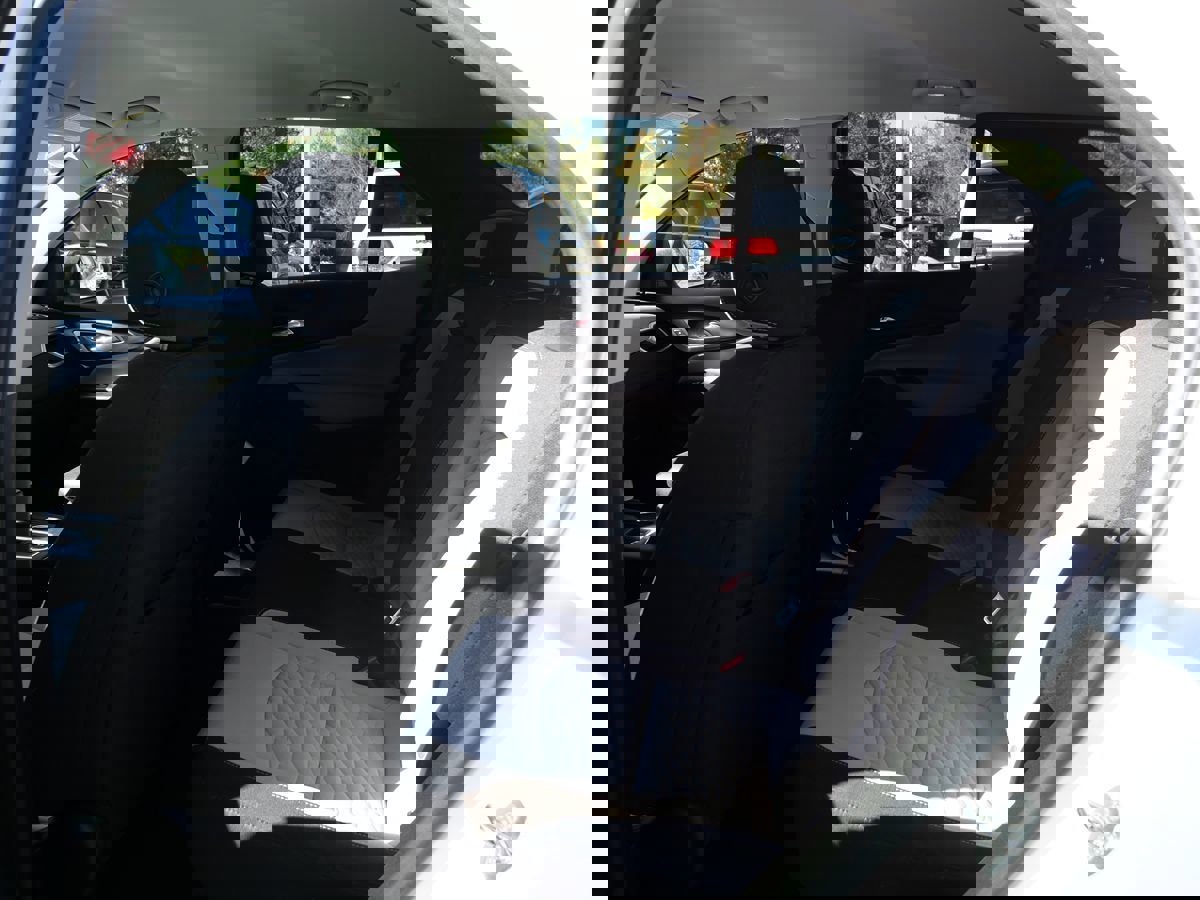 Used 2019 Chevrolet Equinox LS w/ LS Convenience Package image 22