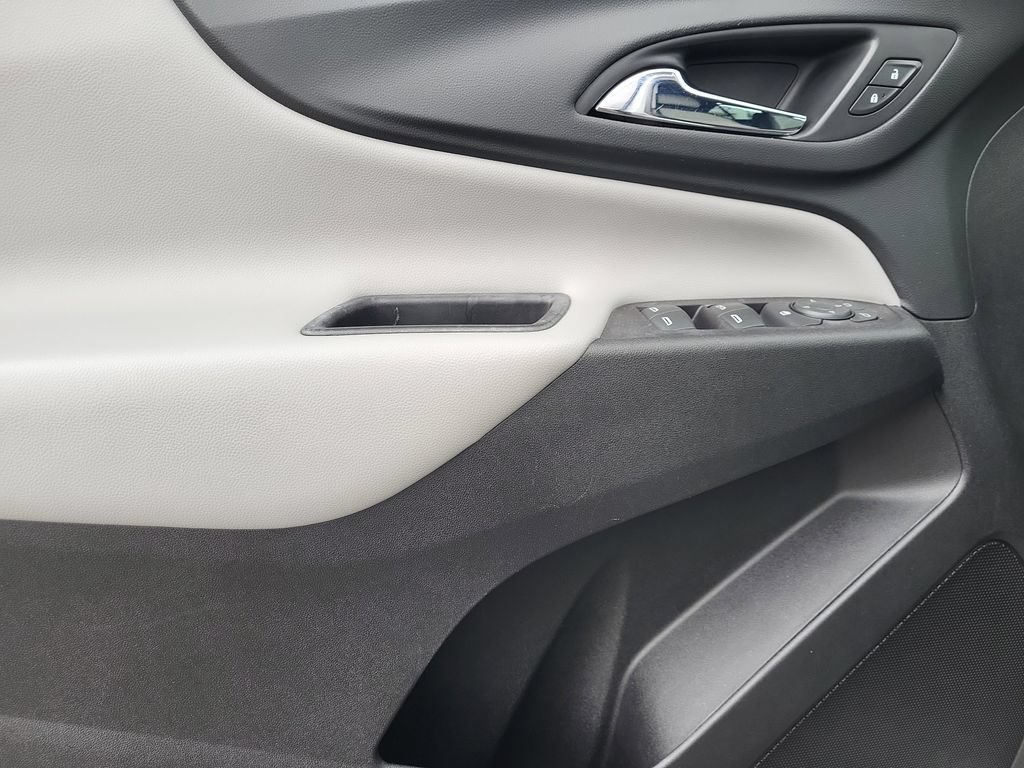 Used 2019 Chevrolet Equinox LS FWD image 10