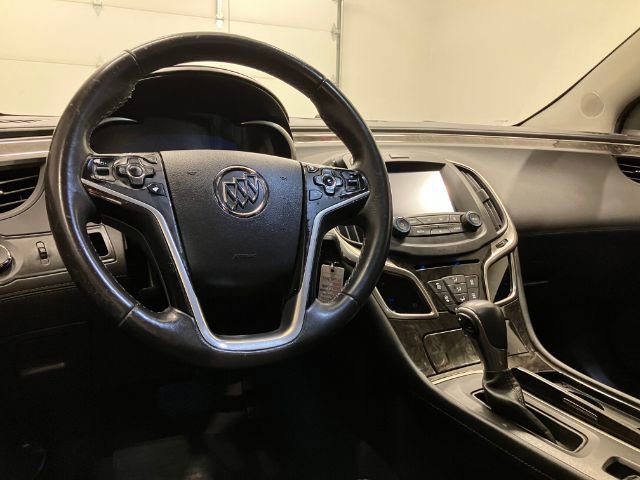 Used 2016 Buick LaCrosse image 34