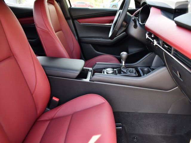 New 2026 MAZDA MAZDA3 2.5 S Hatchback w/ Premium Pkg image 28