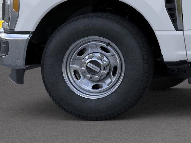New 2026 Ford F250 XL w/ XL Chrome Package image 37