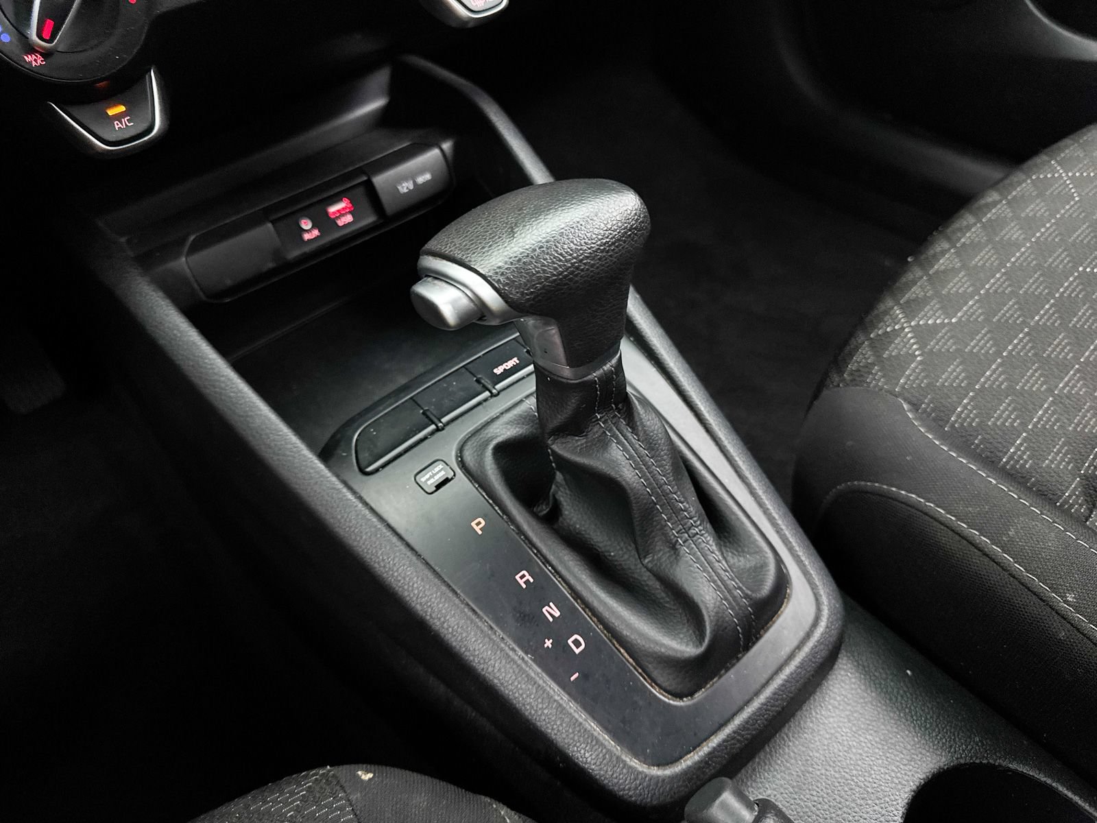 Used 2019 Kia Rio S FWD image 23