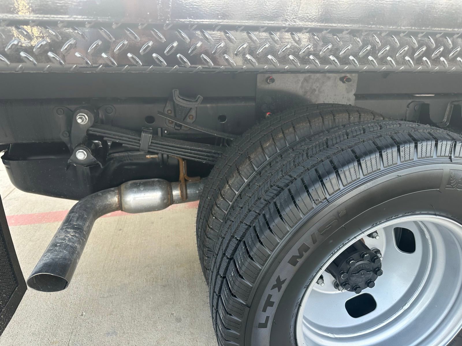 New 2025 Ford F350 XL w/ XL Chrome Package image 31