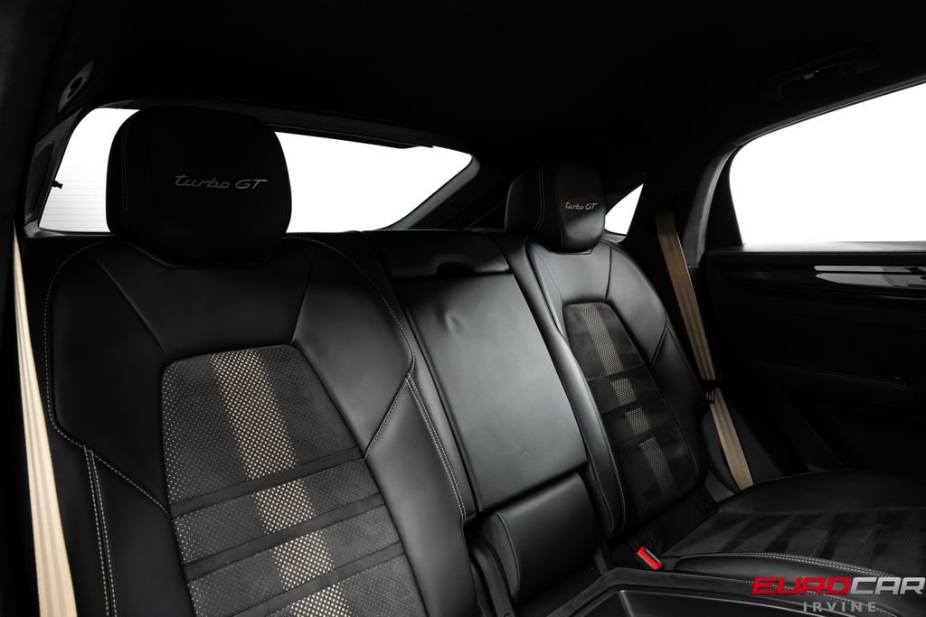 Used 2022 Porsche Cayenne Turbo GT AWD/4WD image 45