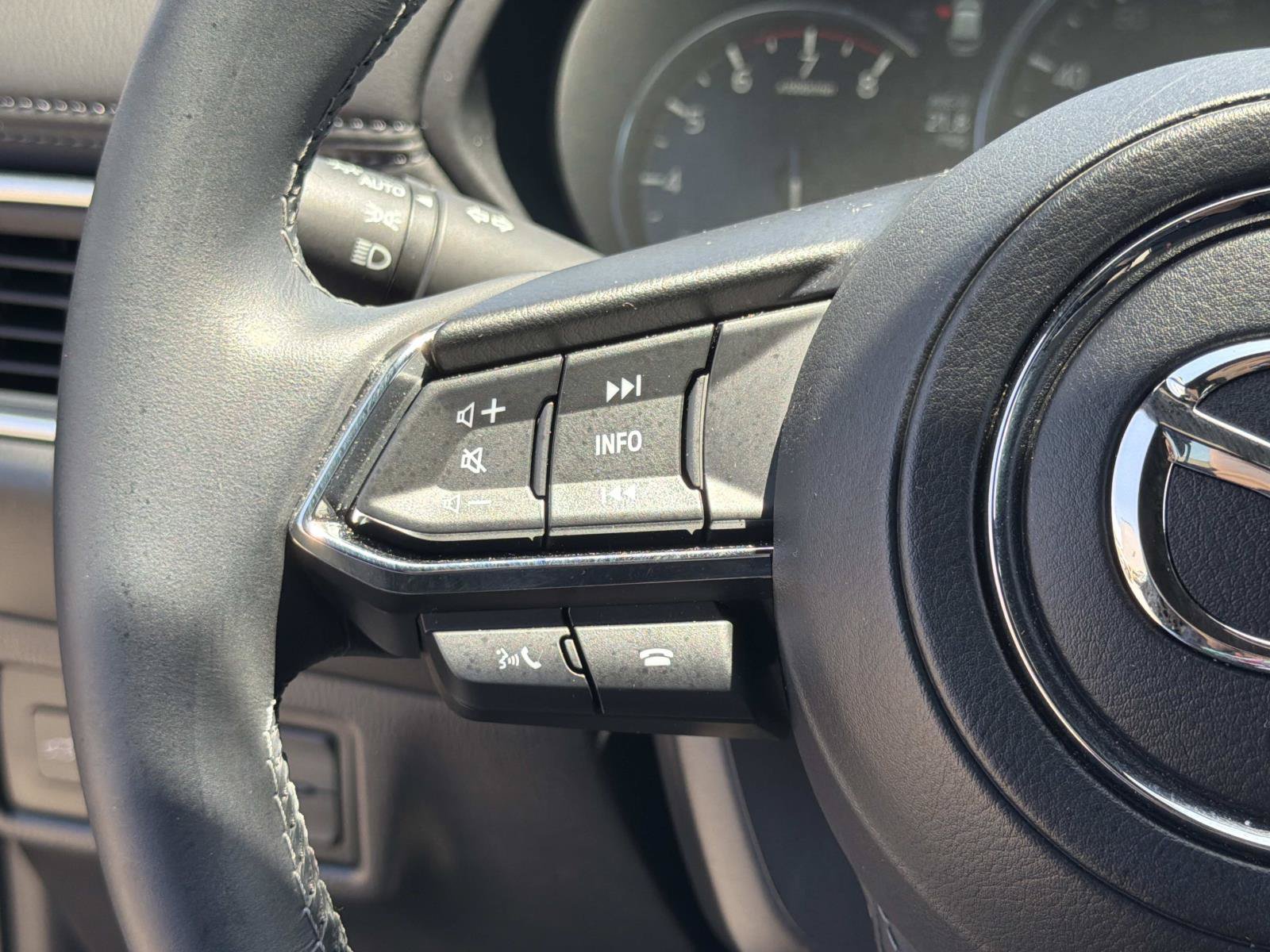 Certified 2025 MAZDA CX-5 Signature AWD/4WD image 9