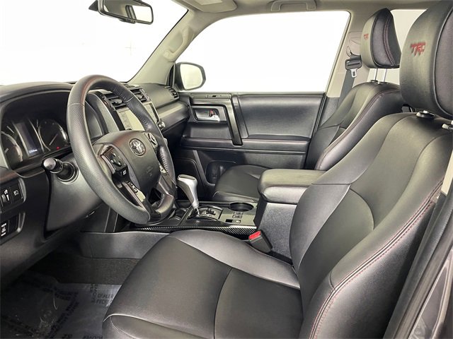 Used 2021 Toyota 4Runner TRD Off-Road Premium image 2