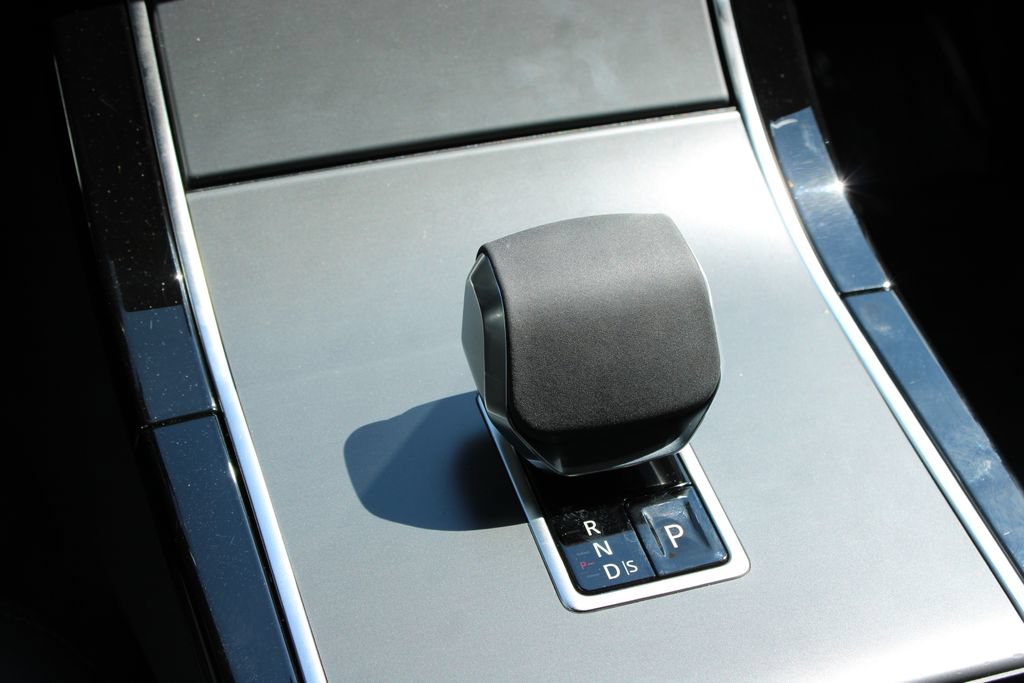 Used 2026 Land Rover Range Rover Velar S AWD/4WD image 11
