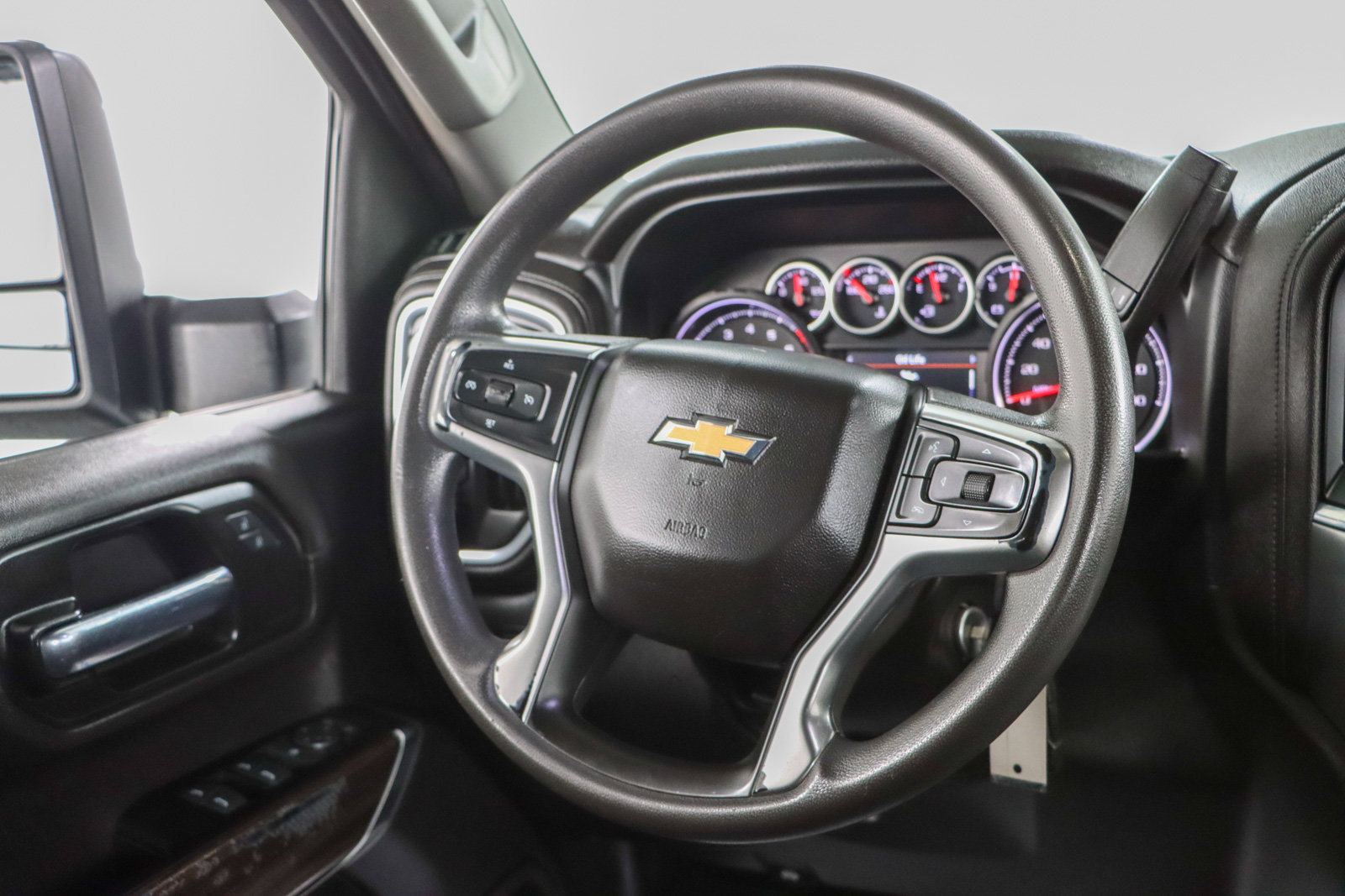 Used 2022 Chevrolet Silverado 2500 LT AWD/4WD image 12
