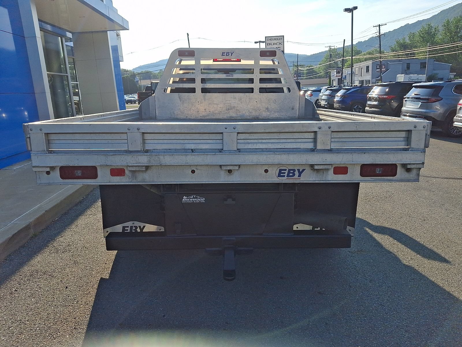 Used 2022 GMC Sierra 3500 SLE w/ SLE Convenience Package AWD/4WD image 5