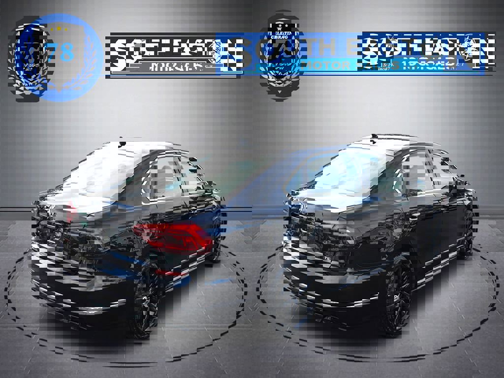 Used 2017 Volkswagen Passat 1.8T R-Line image 6