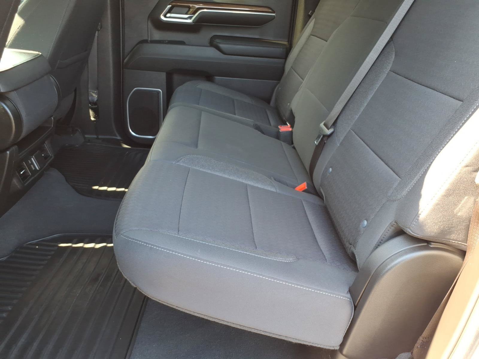Certified 2023 Chevrolet Silverado 1500 LT AWD/4WD image 11