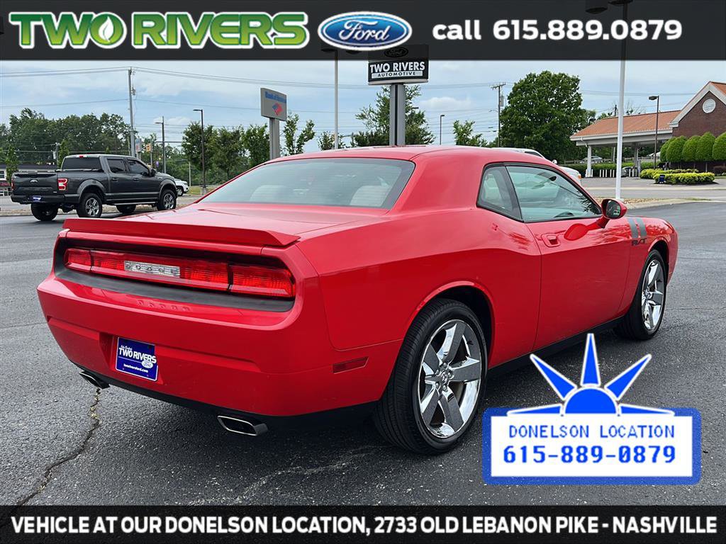 Used 2010 Dodge Challenger R/T RWD image 11