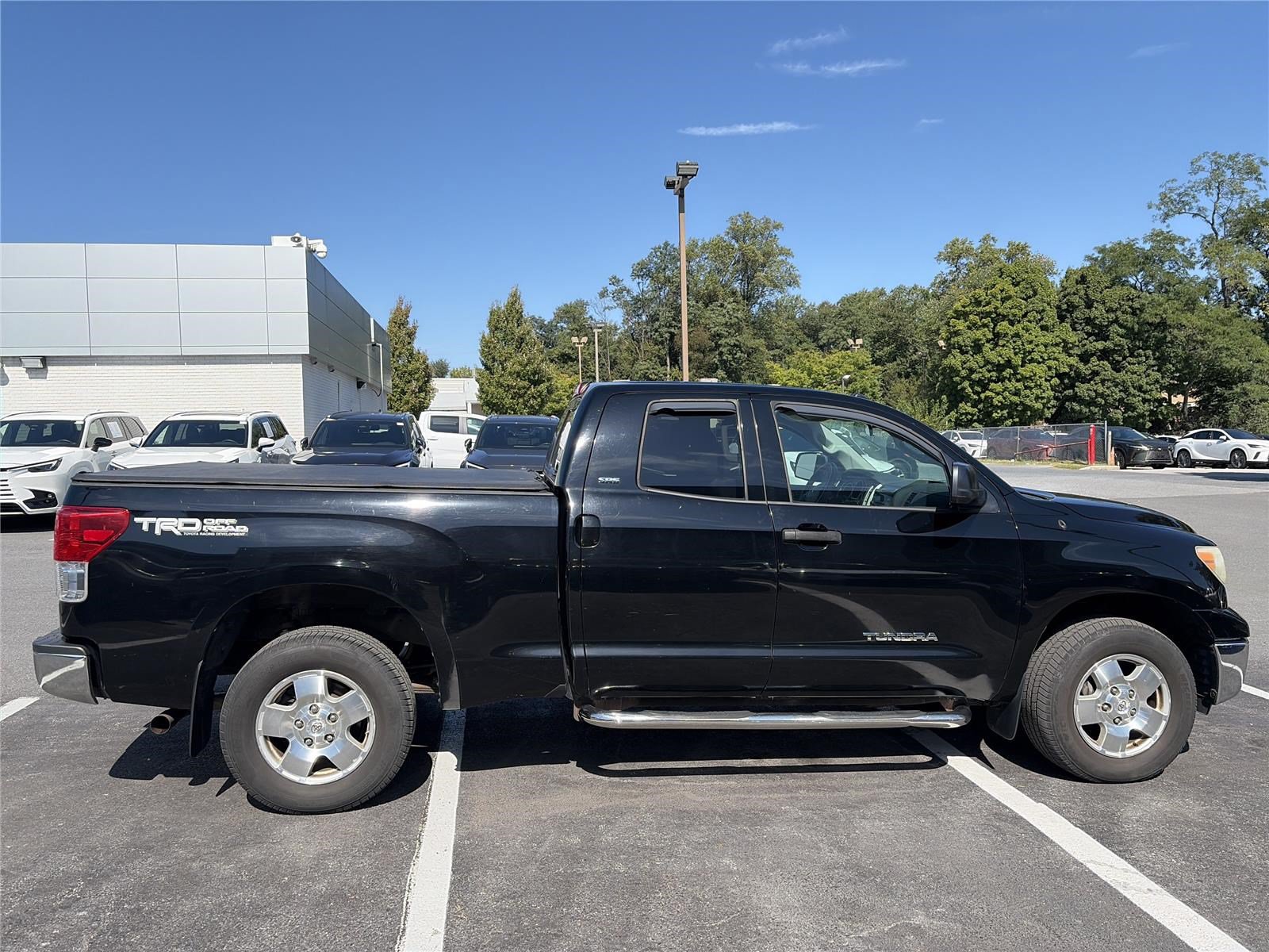 Used 2010 Toyota Tundra 4x4 Double Cab w/ TRD Off-Road Pkg image 6