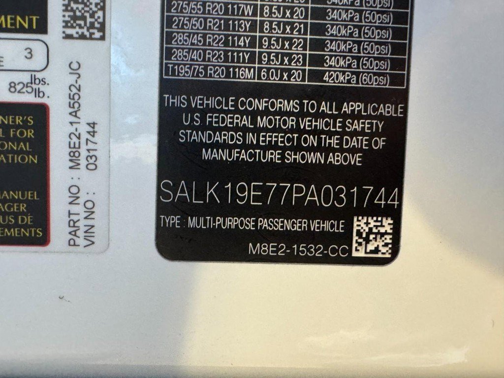 Used 2023 Land Rover Range Rover Autobiography image 25