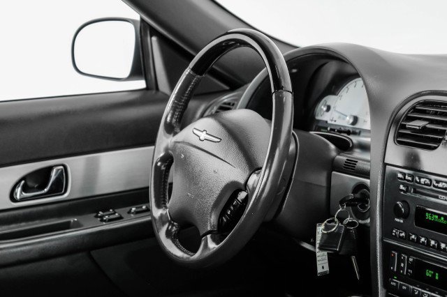 Used 2002 Ford Thunderbird image 13