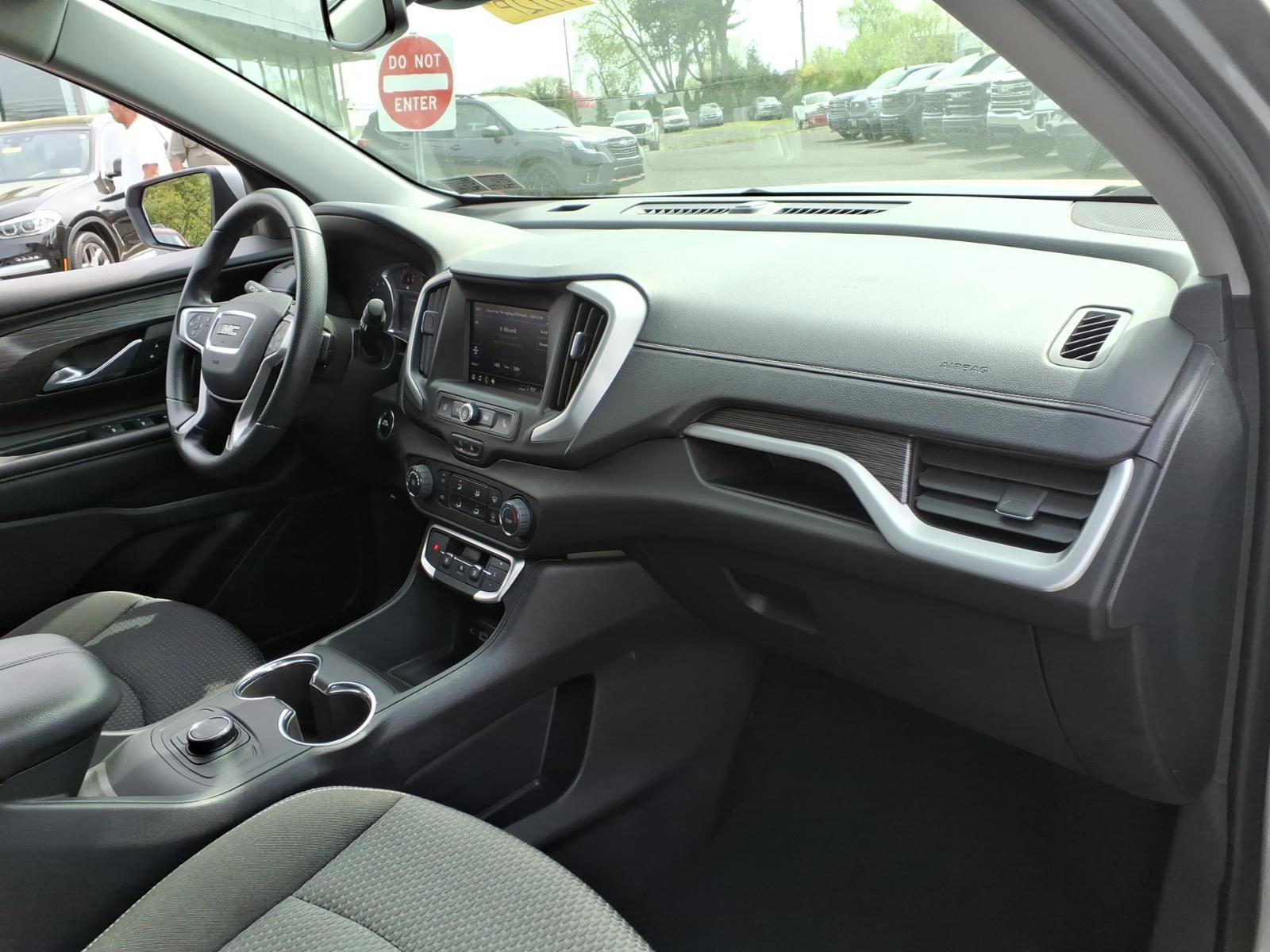 Certified 2024 GMC Terrain SLE image 12