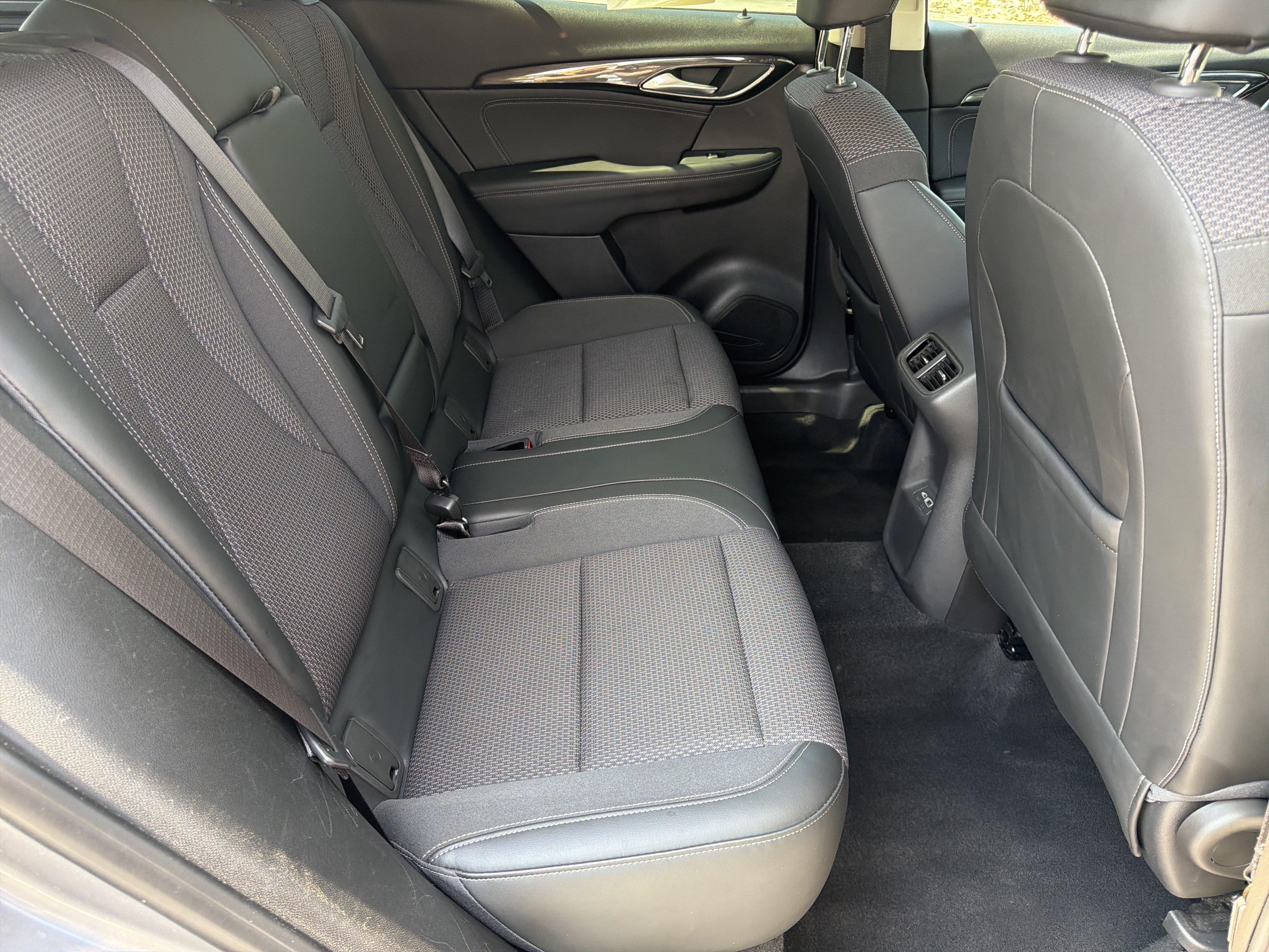 Used 2021 Buick Envision Preferred FWD image 18