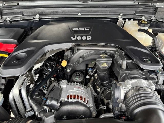Used 2021 Jeep Gladiator Mojave AWD/4WD image 27