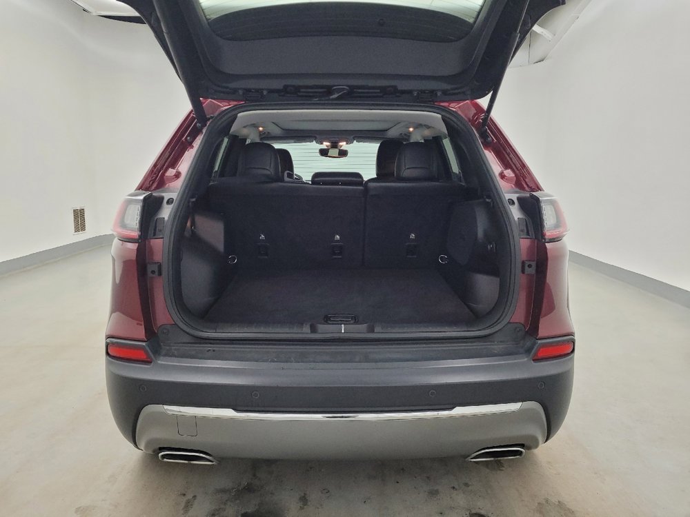 Used 2019 Jeep Cherokee Limited AWD/4WD image 29