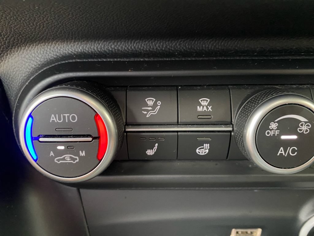 Used 2022 Alfa Romeo Stelvio Ti w/ Active Assist Plus Package AWD/4WD image 29