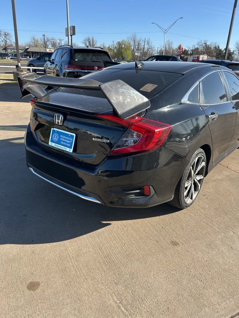 Used 2020 Honda Civic Touring image 4
