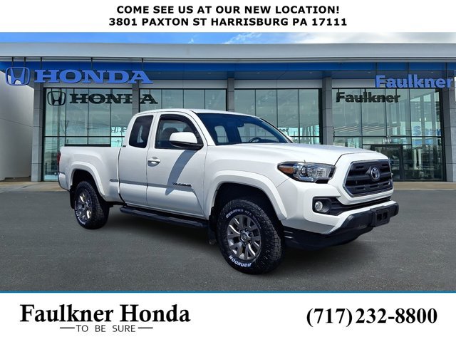 Used 2017 Toyota Tacoma SR5 AWD/4WD image 1