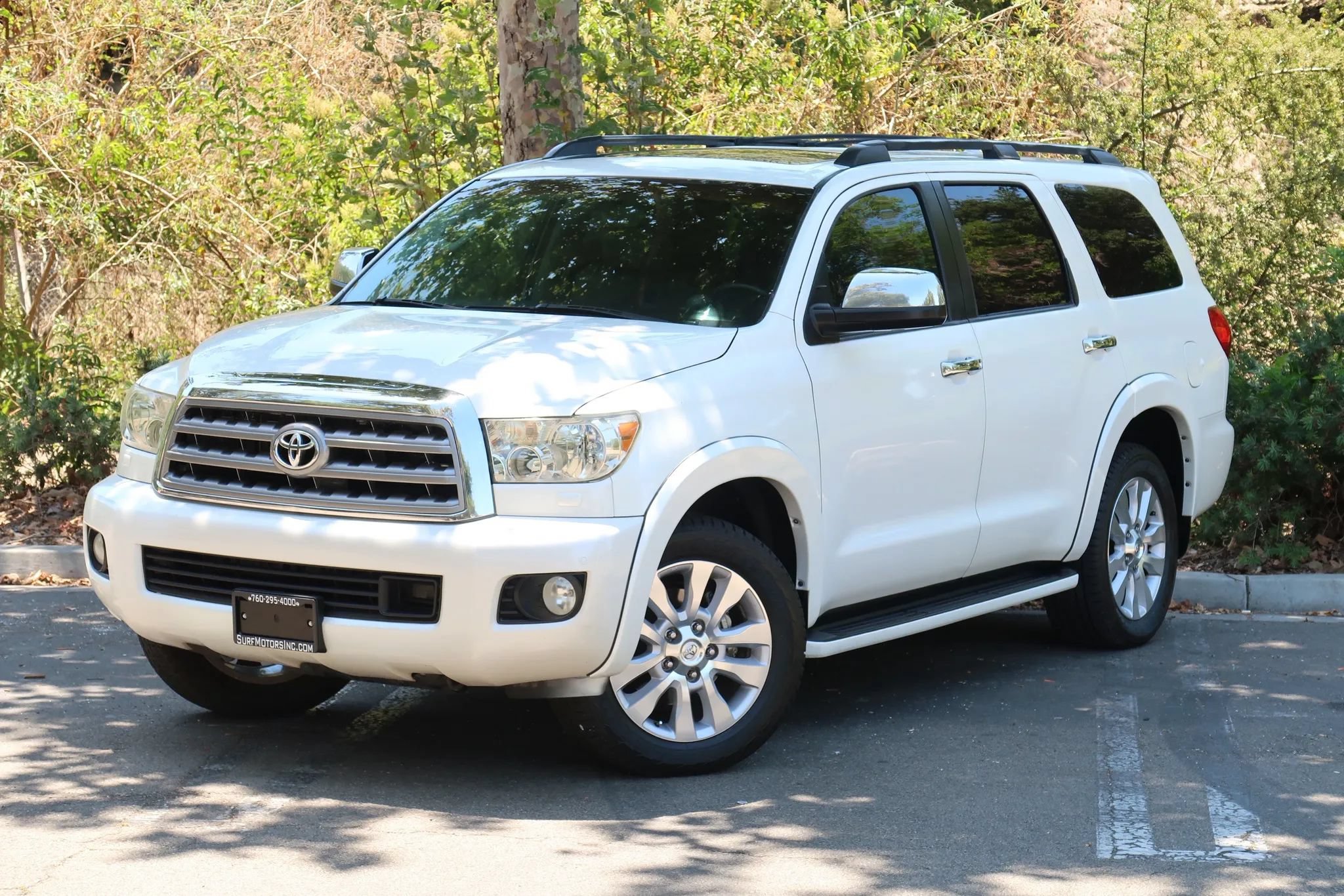Used 2016 Toyota Sequoia Platinum RWD image 4