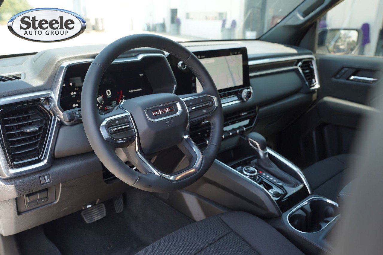 New 2026 GMC Canyon Elevation AWD/4WD image 17