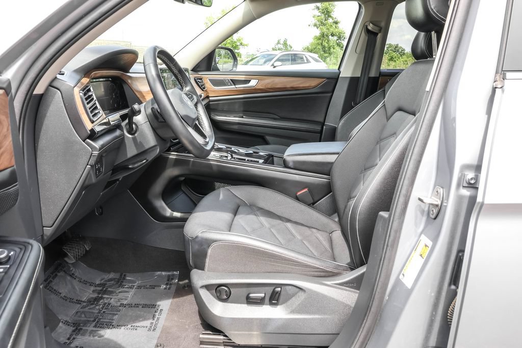 Certified 2024 Volkswagen Atlas SE AWD/4WD image 5