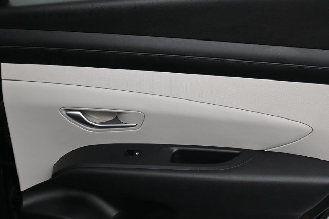 Used 2025 Hyundai Tucson SEL FWD image 21