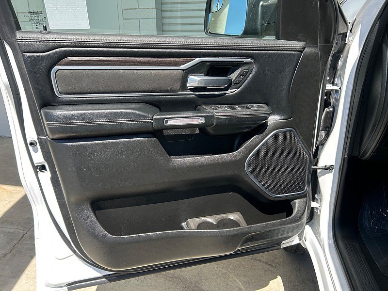Used 2025 RAM 1500 Laramie AWD/4WD image 17