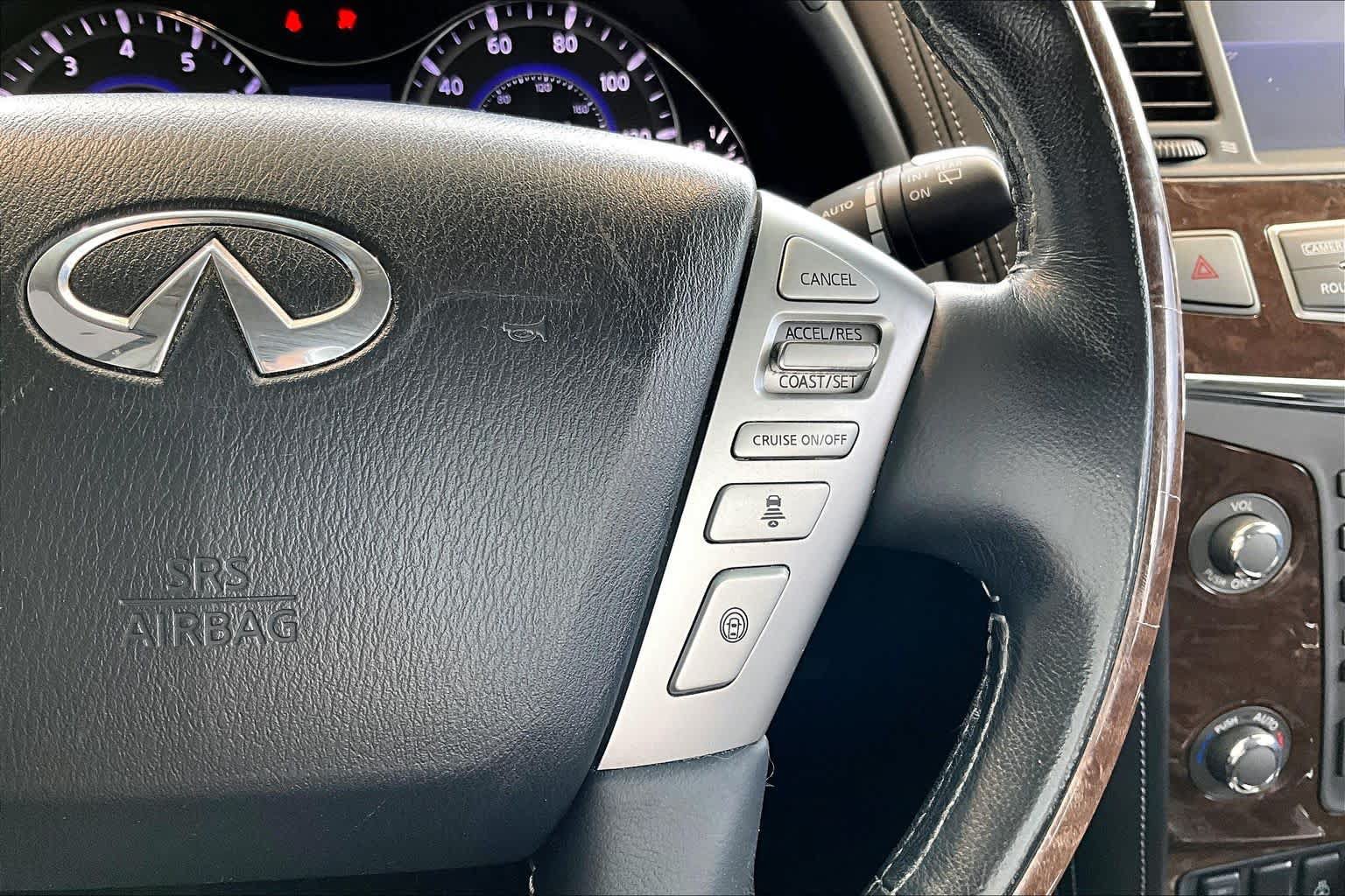 Used 2017 INFINITI QX80 2WD w/ Driver Assistance Package image 17