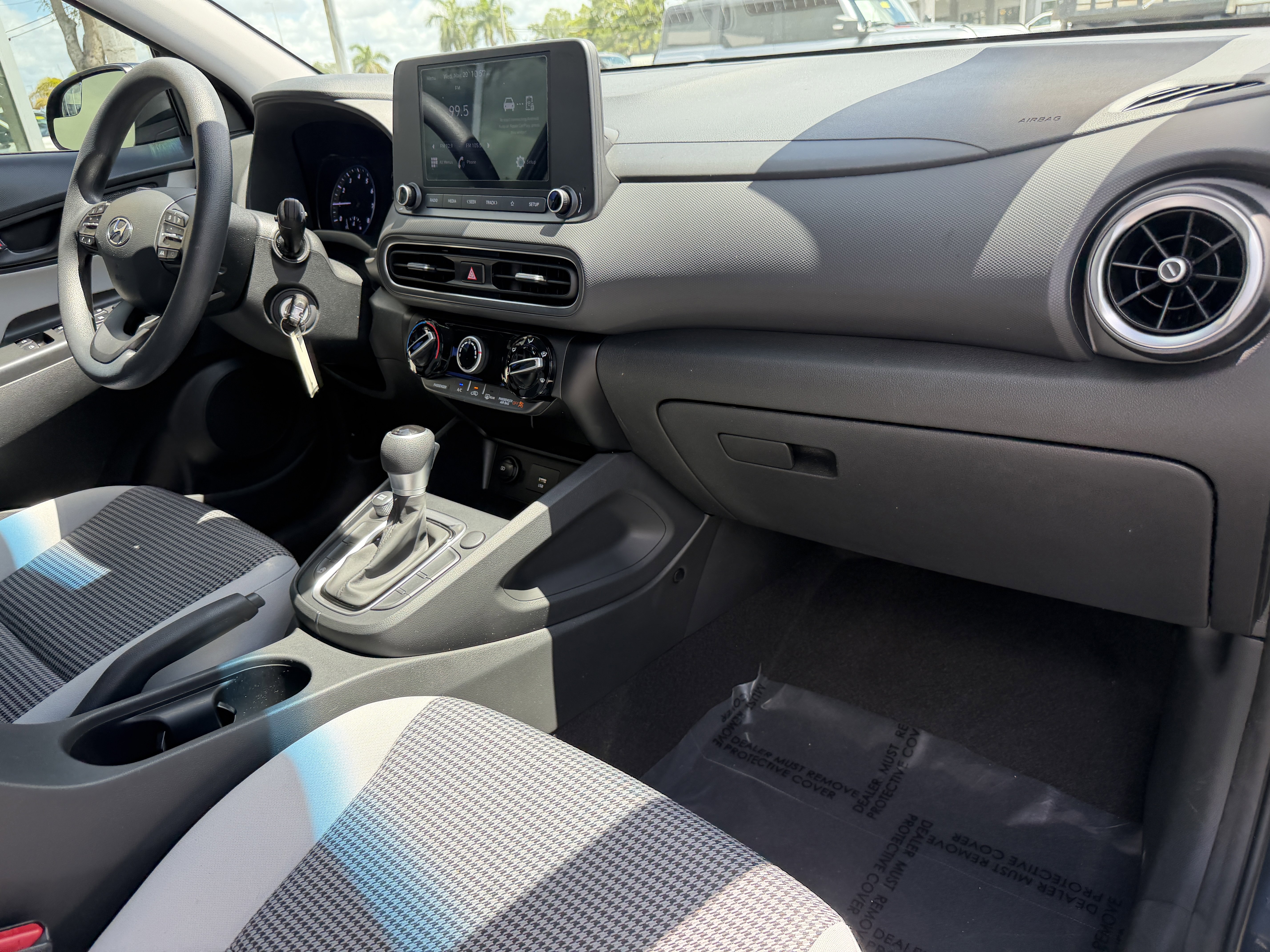 Used 2022 Hyundai Kona SE FWD image 8