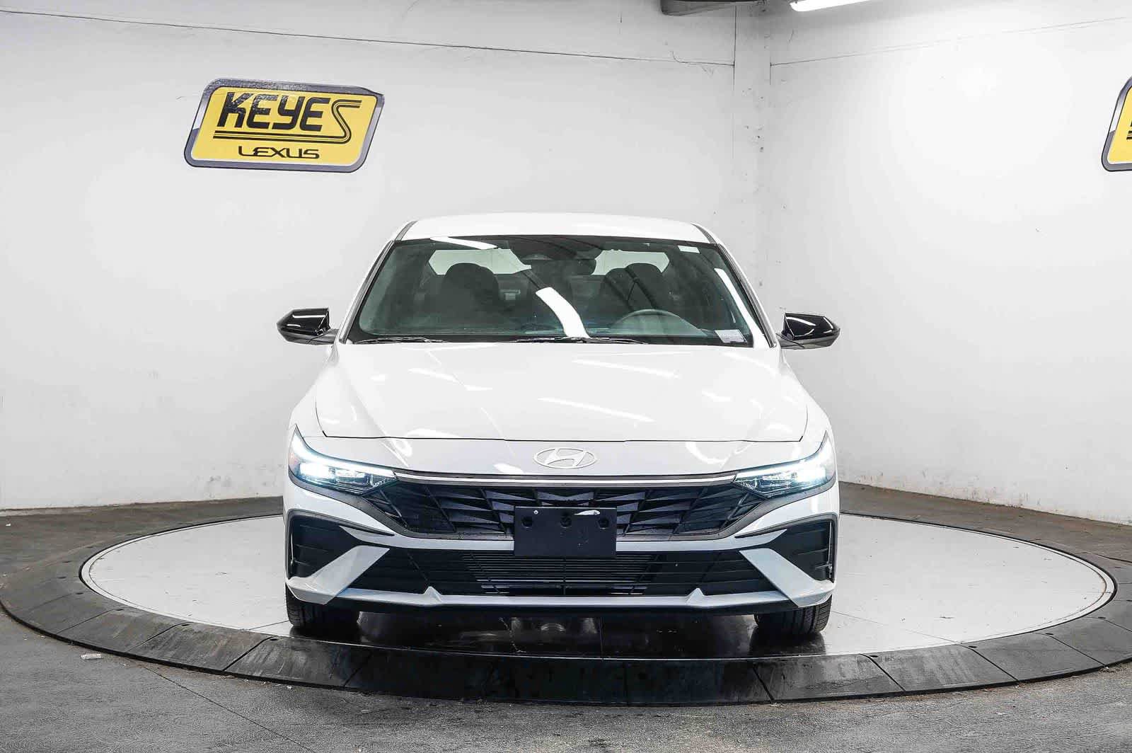 Used 2026 Hyundai Elantra Sport FWD image 6