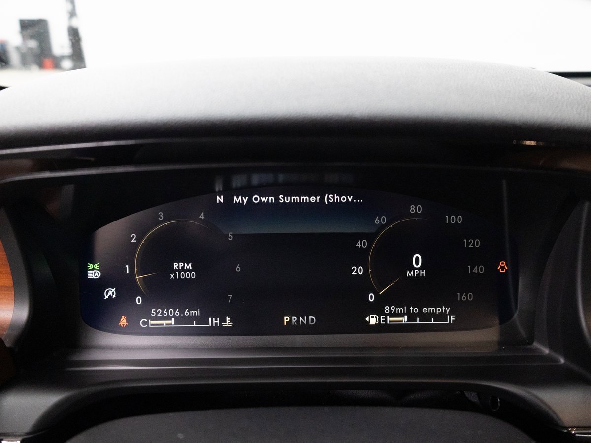 Used 2021 Lincoln Aviator Reserve w/ Equipment Group 201A image 13