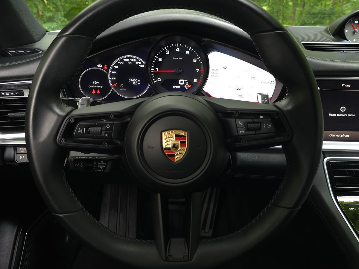Used 2023 Porsche Panamera 4 Platinum Edition w/ Assistance Package AWD/4WD image 33