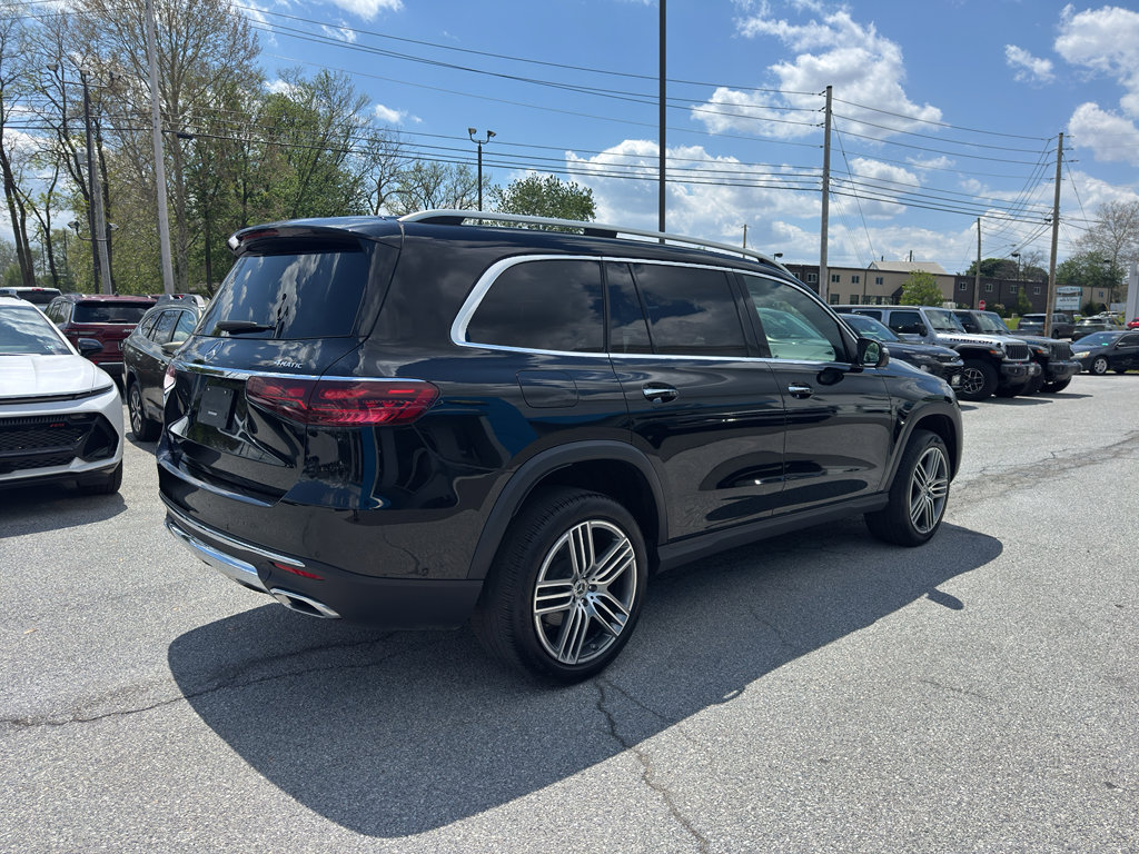 Used 2025 Mercedes-Benz GLS 450 4MATIC image 5