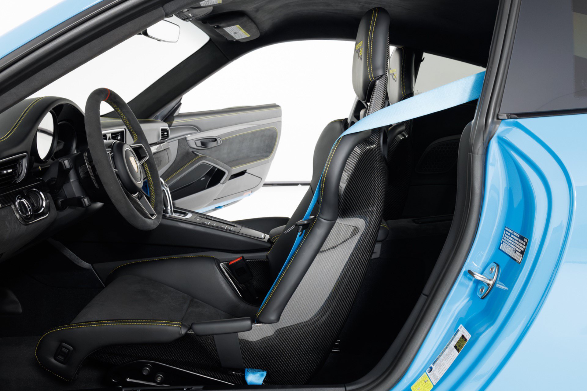 Used 2018 Porsche 911 GT2 RS RWD image 48