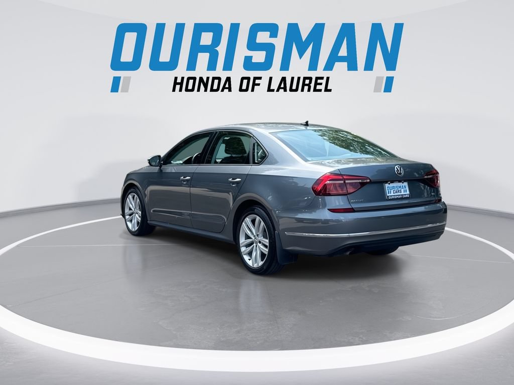 Used 2019 Volkswagen Passat 2.0T Wolfsburg w/ Wheels & Sunroof Package FWD image 6