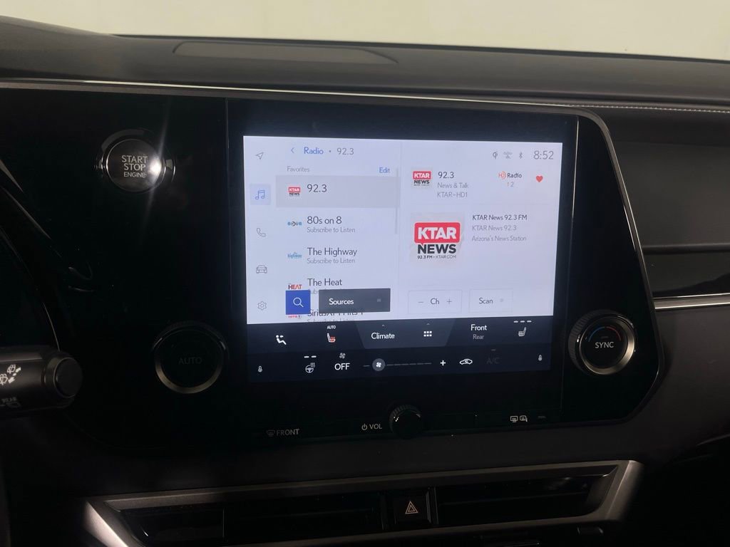 Used 2025 Lexus RX 350 FWD image 17