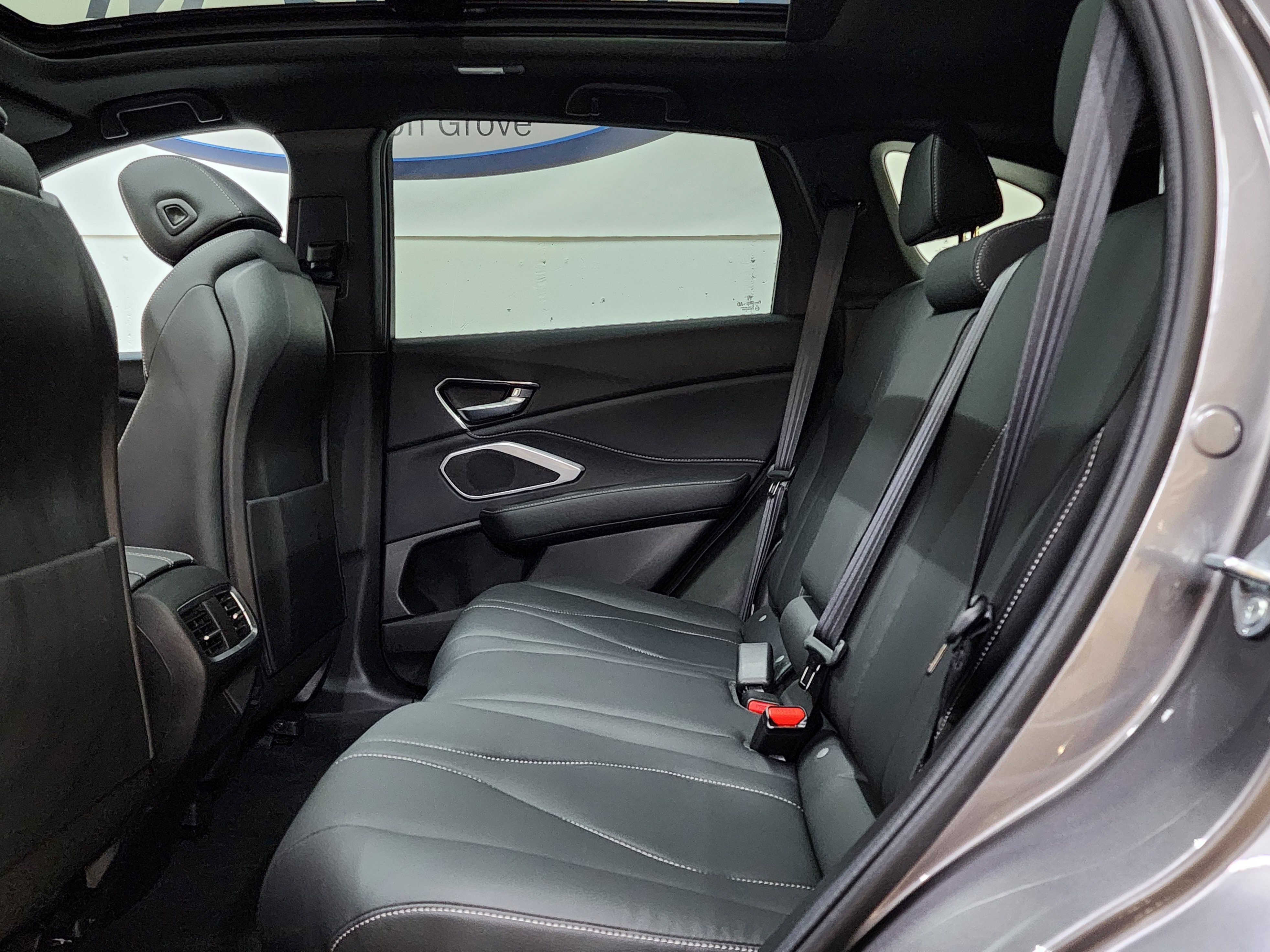 Certified 2026 Acura RDX SH-AWD image 17
