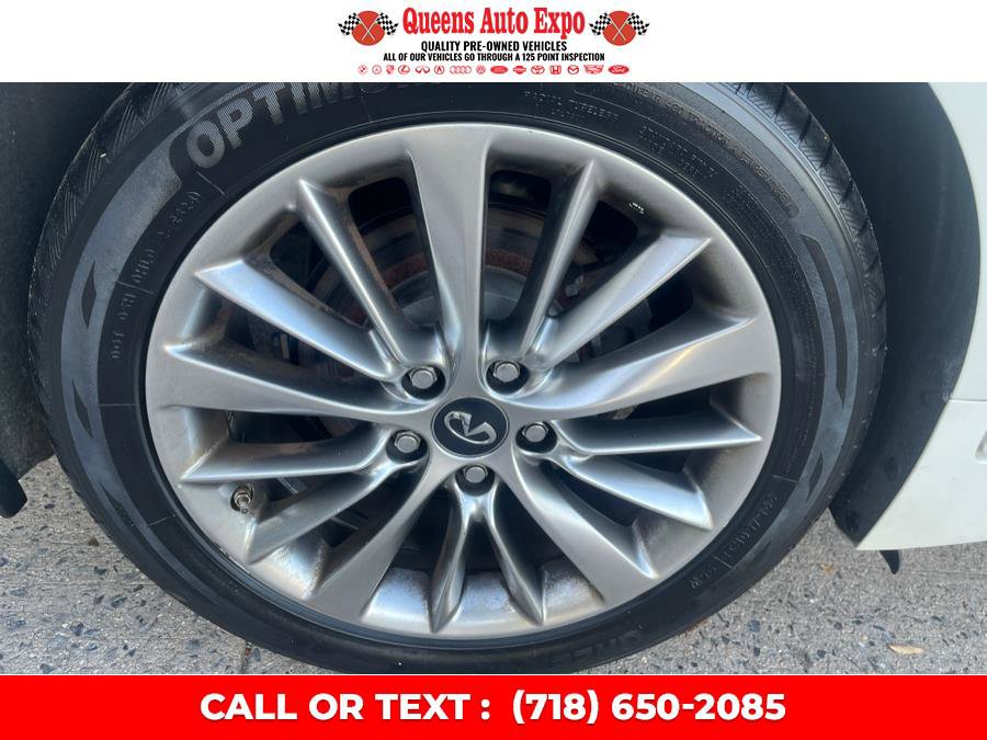 Used 2018 INFINITI Q50 Luxe w/ Essential Package (3.0T Luxe) image 23