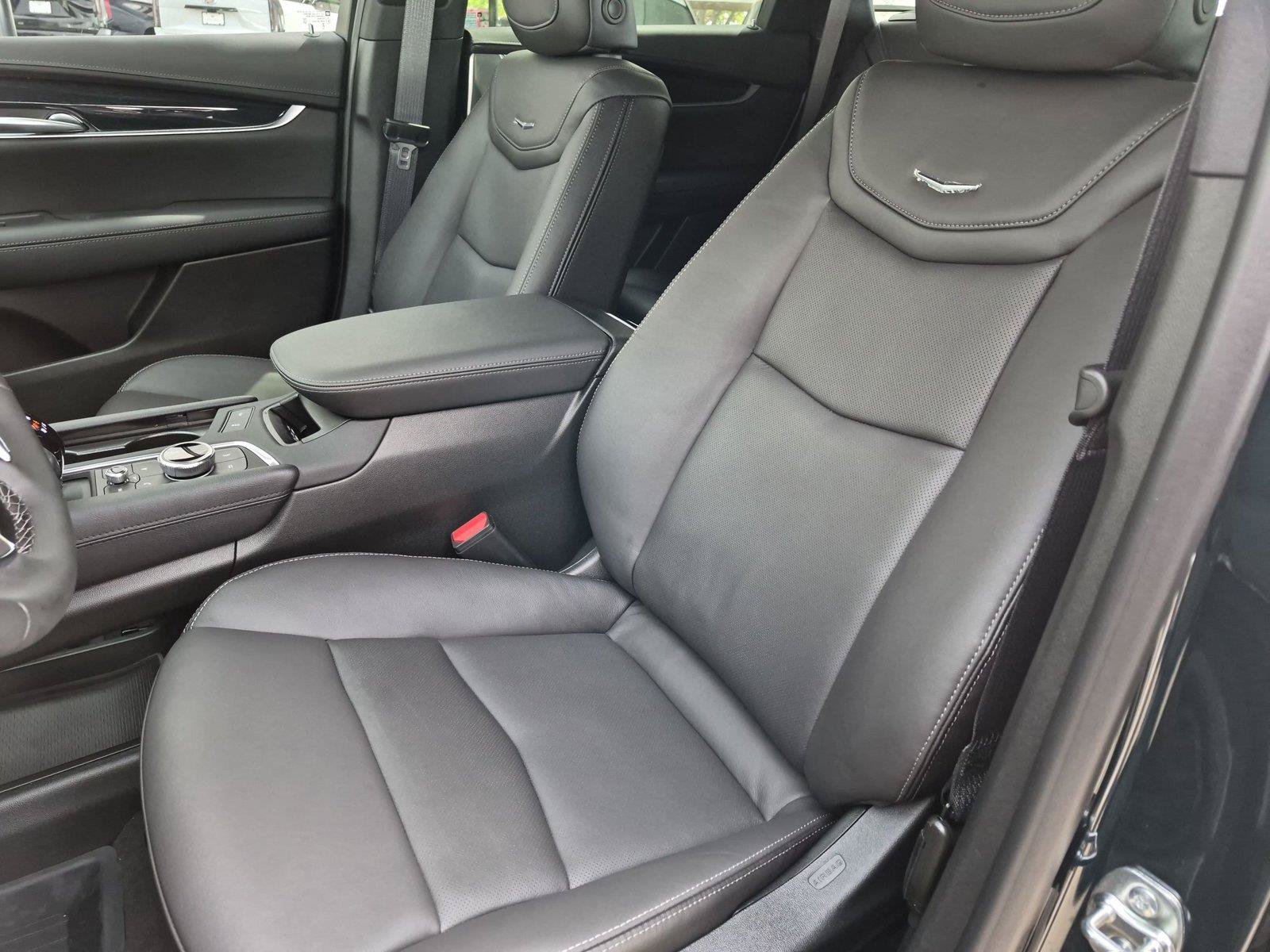 New 2026 Cadillac XT5 Premium Luxury w/ Driver Assist Package FWD image 28