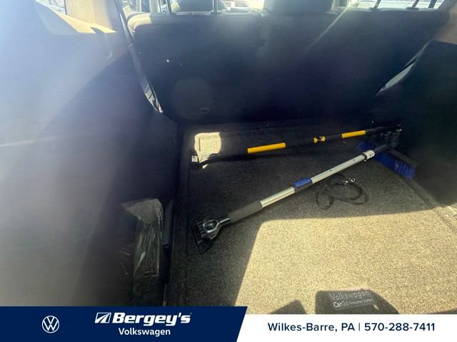 Used 2020 Volkswagen Tiguan S AWD/4WD image 8